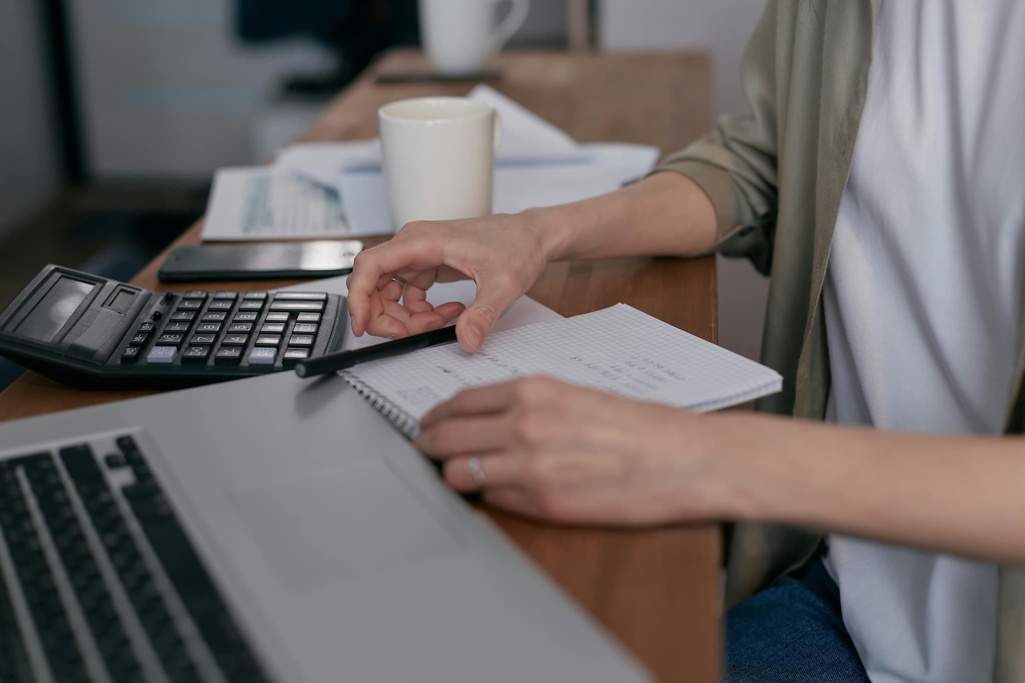 Family loan calculator for stress-free family lending agreements